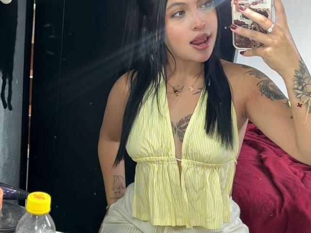NyraVanel - Live sex cam - 29155559