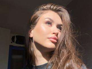 Ver la ficha detallada de EstherDambrose