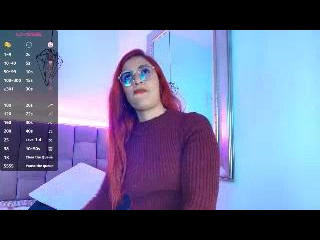 Ver la ficha detallada de HottieEmilly69