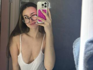 Ver la ficha detallada de EstherDambrose