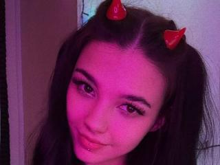 Ver la ficha detallada de ShylaCatillo