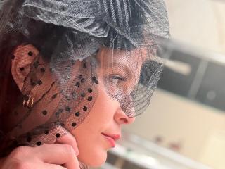 Ver la ficha detallada de MoonXVelvet