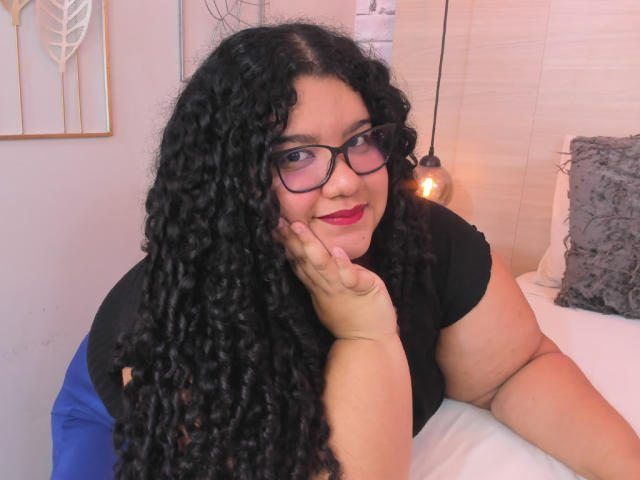 MileyCollinss - Live porn &amp; sex cam - 29172857