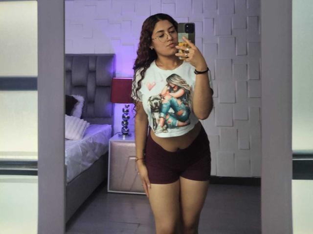 TaniaLux - Live sex cam - 29175956