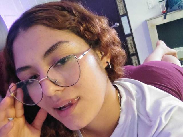 TaniaLux - Live sex cam - 29175983