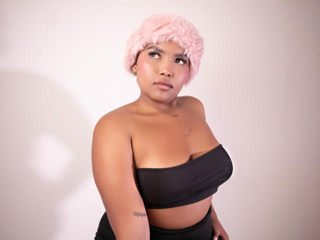 ChrystalFiore - Live porn &amp; sex cam - 29176352