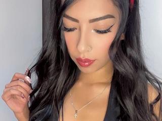 Se komplett profil för ZoediMaria