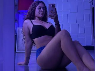 Se komplett profil för TaniaLux