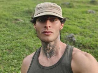 Se komplett profil för YourCyberAngelX