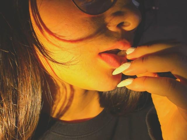 Genesiss - Live porn &amp; sex cam - 29178806