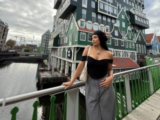 Se komplett profil för BerlyVenuss