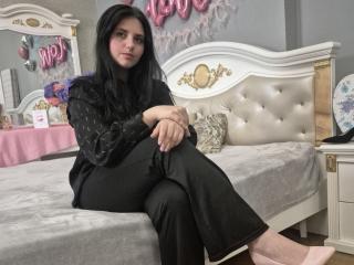 Se komplett profil för Esfil