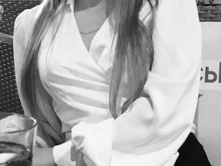 Se komplett profil för ZoieHurt