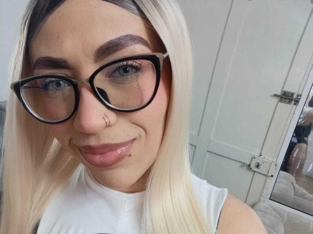 CamilleJuicyHot - Sexe cam en vivo - 29182841