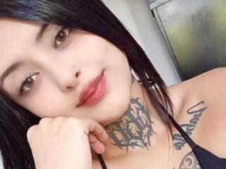 Ver la ficha detallada de DakotaRousse