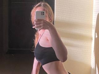 Se komplett profil för KenaCly