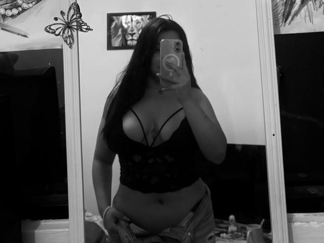 EmaJames - Live sex cam - 29184890