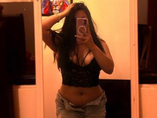 Se komplett profil för EmaJames