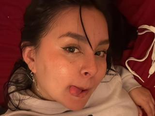 Se komplett profil för EmaJames