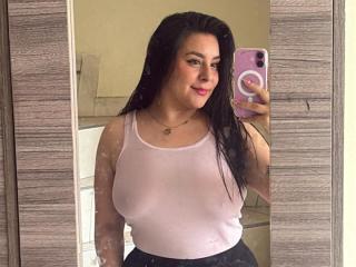 Ver la ficha detallada de EmaJames