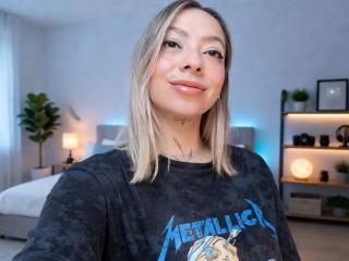 Ver la ficha detallada de KayleeM