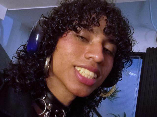 VenusTsHot - Live porn &amp; sex cam - 29189387