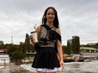 Se komplett profil för Omella