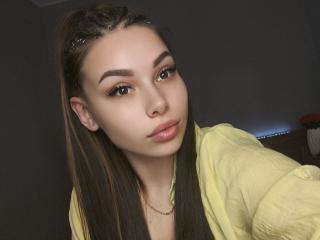 Se komplett profil för Niferttiti