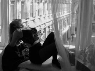 Se komplett profil för FellDivain