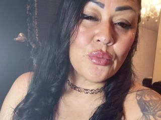 KittyHotLady69에 대한 상세사항 보기