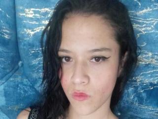 Se komplett profil för LunaWarner