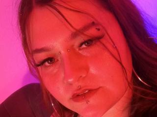 MilaDallila에 대한 상세사항 보기