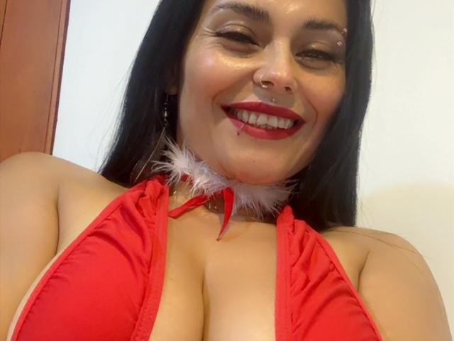 CharlotteCrofort - Live porn &amp; sex cam - 29192522