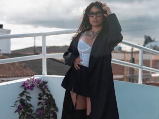 Se komplett profil för CarmilleZlata