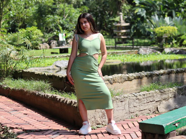 KatieDesirX - Live porn &amp; sex cam - 29194205