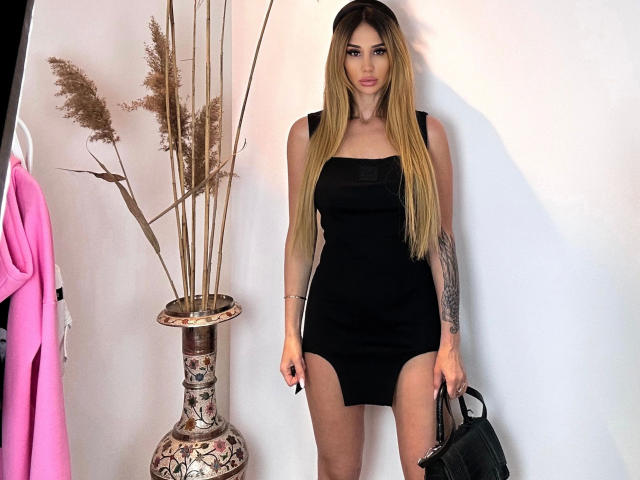 PlayfullBella-hot - Live porno og sexkamera - 29196158