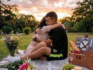 ValentinaMike에 대한 상세사항 보기