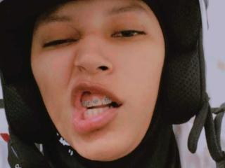 Se komplett profil för FranciSquirtt