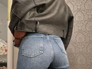 Se komplett profil för LoriEla