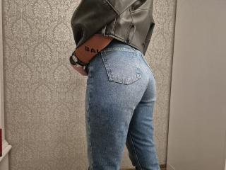 Se komplett profil för LoriEla