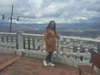 VictoriaRousse에 대한 상세사항 보기