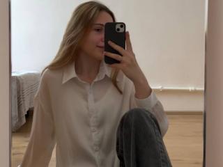 Se komplett profil för DeeannMilloy