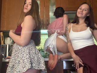 Se komplett profil för HotCaramelsTrio