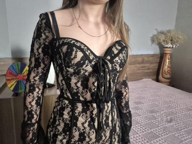 ZoieHurt - Live porn &amp; sex cam - 29201207