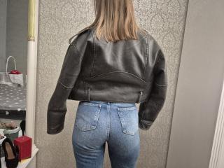 Se komplett profil för LoriEla