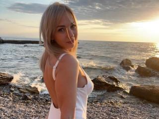 Se komplett profil för RoseGloss