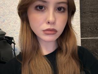 AdinaRosemore에 대한 상세사항 보기