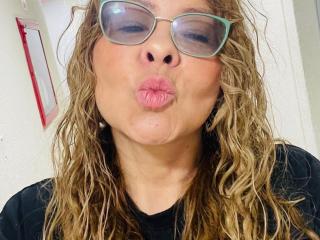 MiaAmoretti에 대한 상세사항 보기