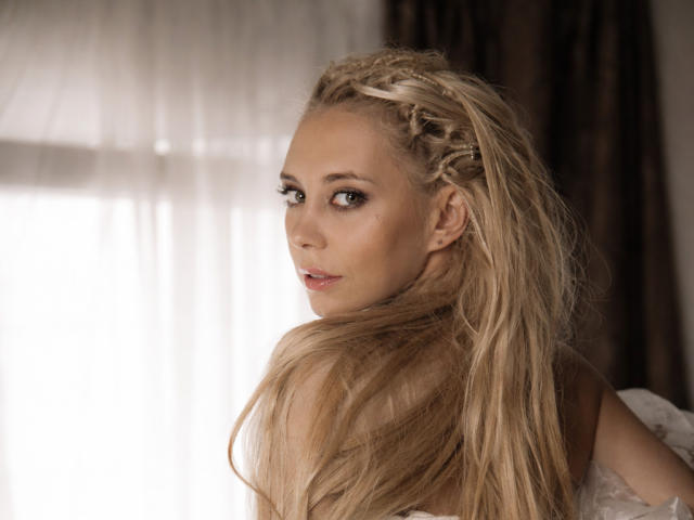 BlondIce - сексуальная веб-камера в реальном времени - 29204798
