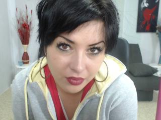 Kattaleya - Web cam exciting with this shaved sexual organ Exciting babe 